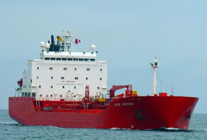 ADVENTURER Tanker IMO 8716863 photo 10
