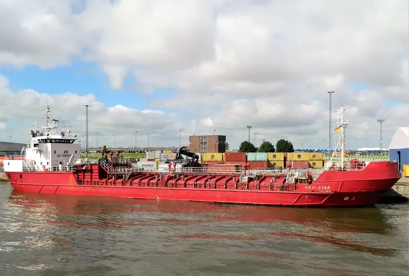 KEY STAR Tanker IMO 8719102 photo 2