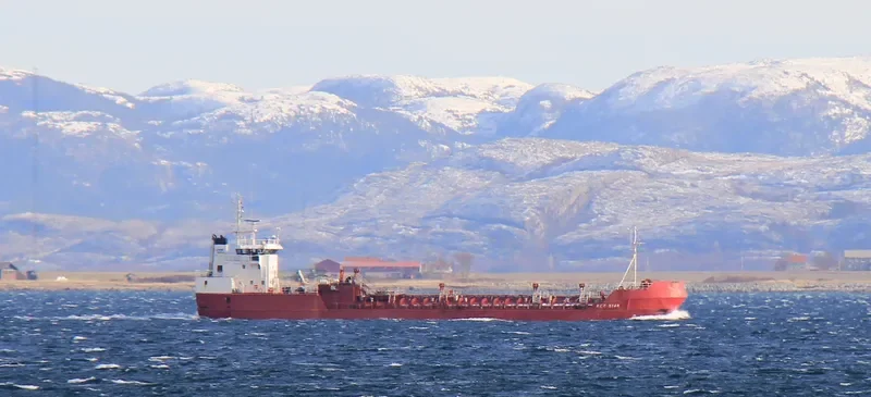 KEY STAR Tanker IMO 8719102 photo 8