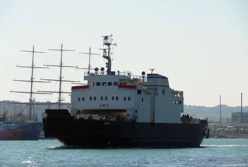 YEYSK Ro-Ro IMO 8725565 photo 2
