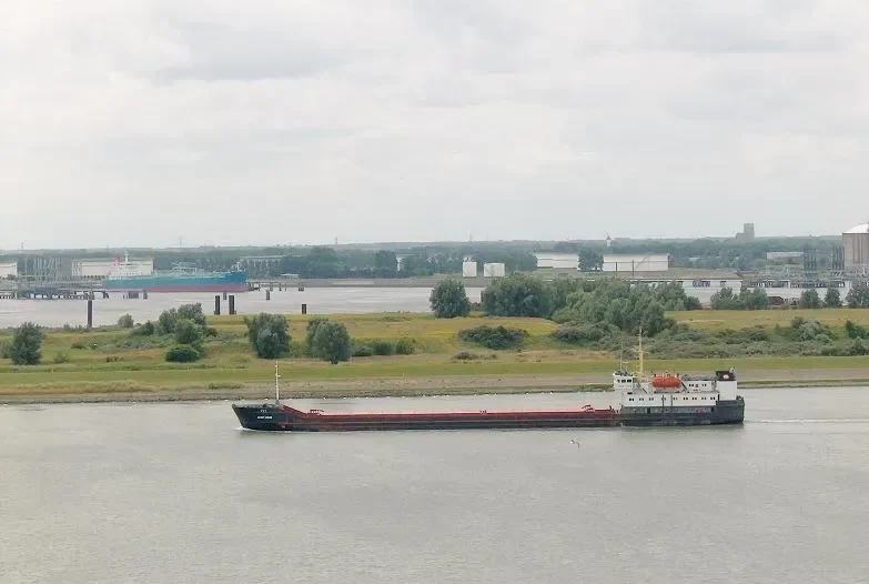 AMUR 2528 General Cargo IMO 8727850 photo 7
