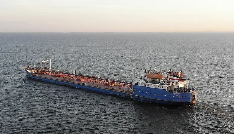 VOLGONEFT 247 Tanker IMO 8727991 photo 2