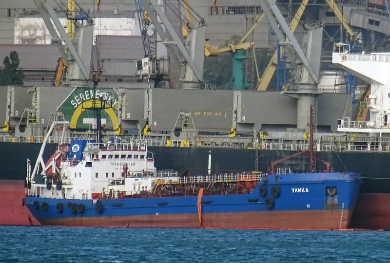 ULIKA Tanker IMO 8728218 photo 7