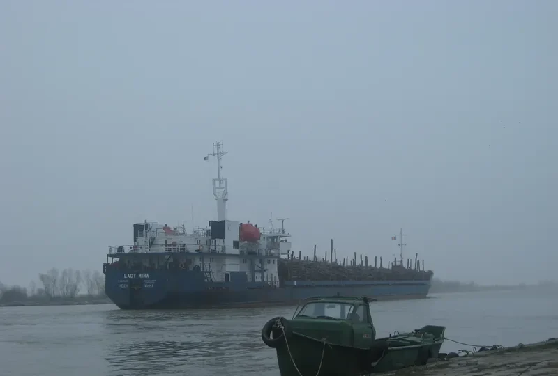 VOLARIS 55 General Cargo IMO 8728490 photo 8