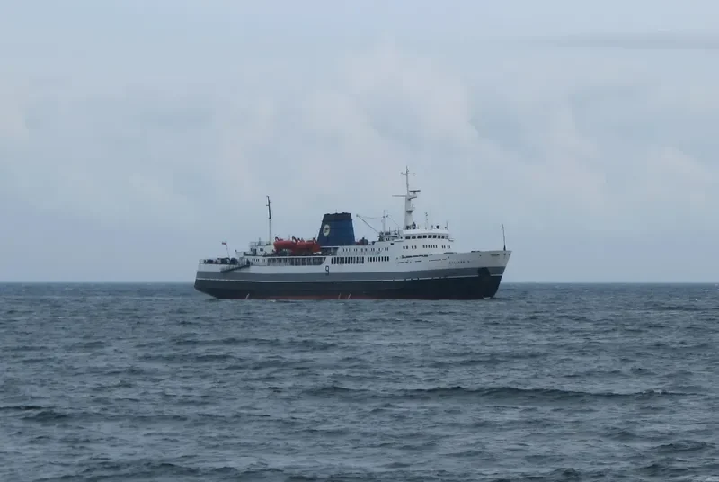 SAKHALIN 9 Ro-Ro IMO 8728543 photo 8