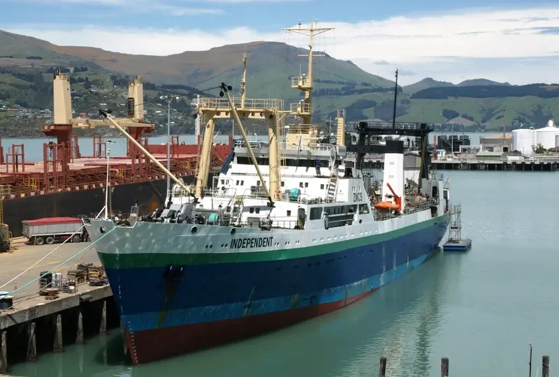 INDEPENDENT General Cargo IMO 8729688 photo 3