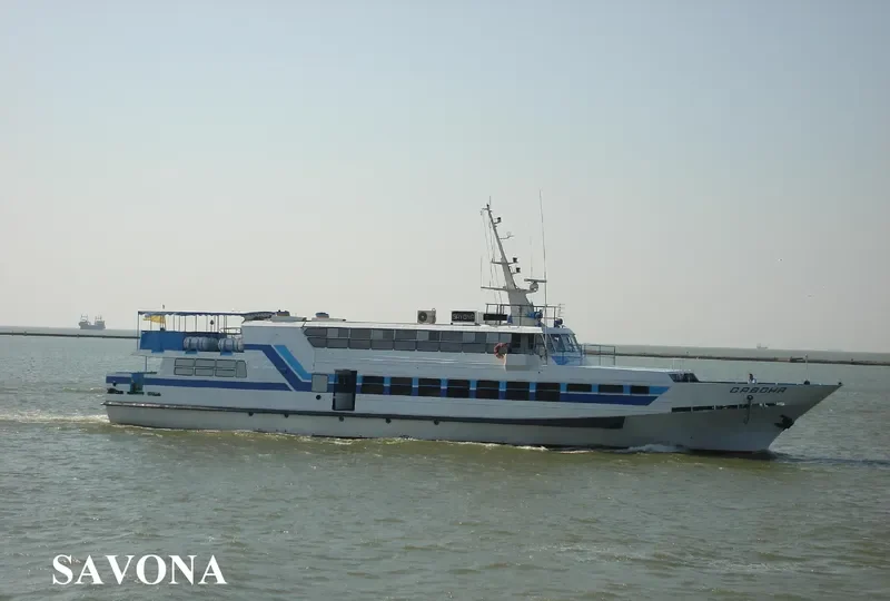 SAVONA Passenger Ship IMO 8730326 photo 3