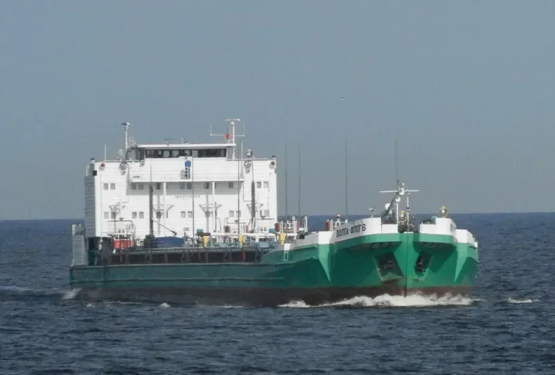 VOLGA FLOT 6 Tanker IMO 8745709 photo 7