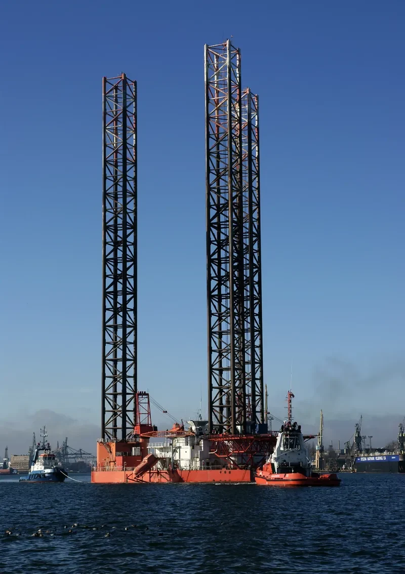 PETROBALTIC Offshore Vessel IMO 8753940 photo 3