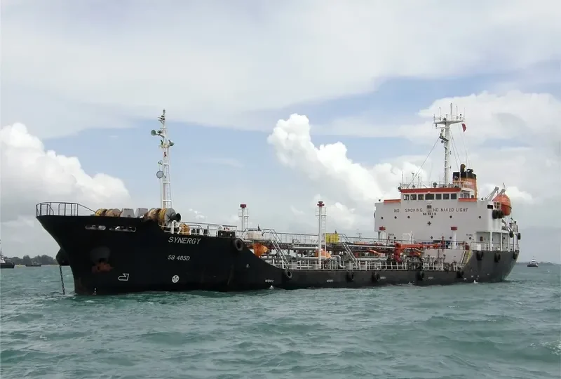 SYNERGY Tanker IMO 8801515 photo 6