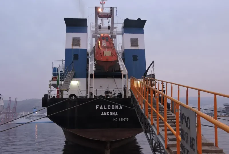 FALCONA General Cargo IMO 8802791 photo 4