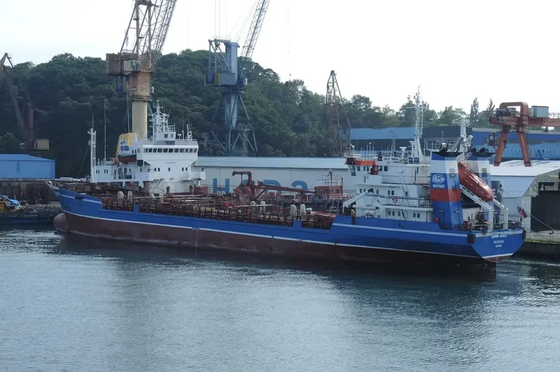 ZALIV ANIVA Tanker IMO 8802806 photo 5