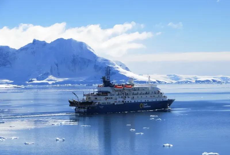 SEA SPIRIT Passenger Ship IMO 8802868 photo 2
