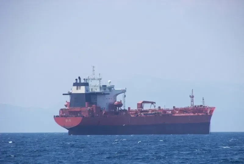 REMI Tanker IMO 8805470 photo 9