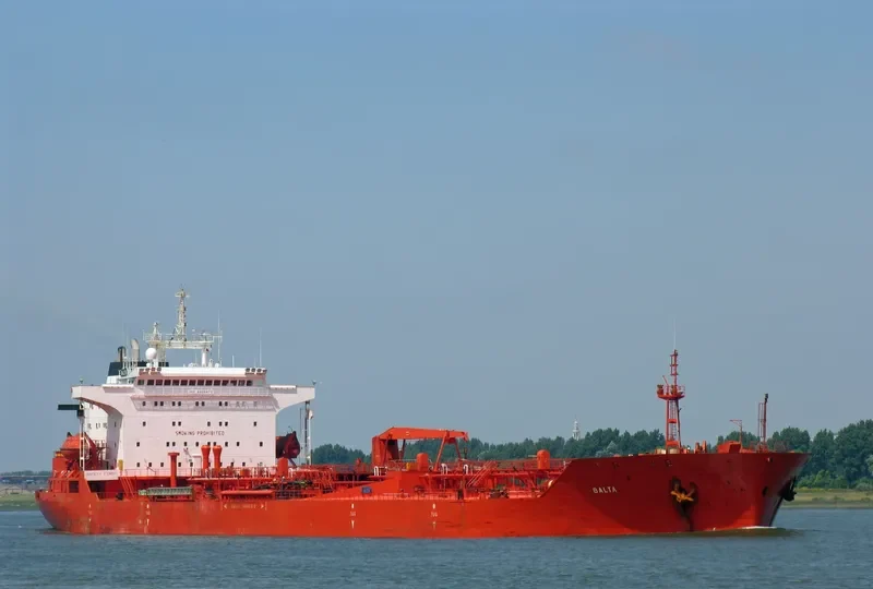 REMI Tanker IMO 8805470 photo 10