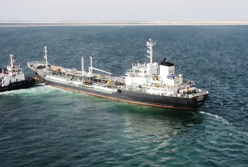 HONOR LUCK Tanker IMO 8806278 photo 3