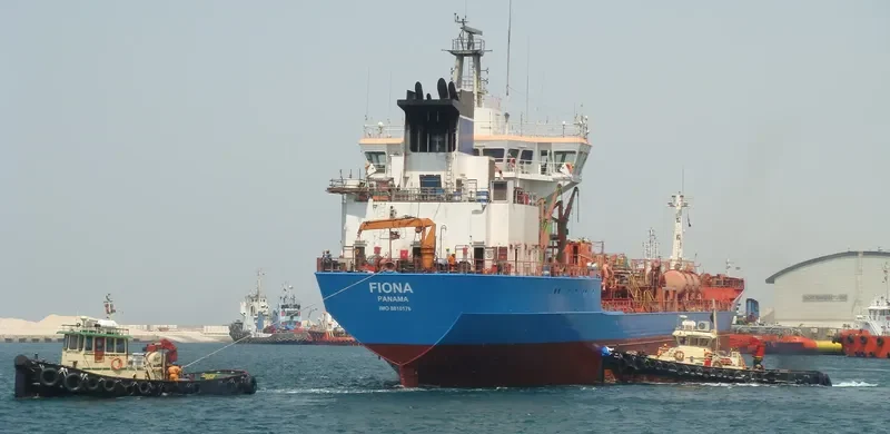 AMUR Tanker IMO 8810176 photo 10