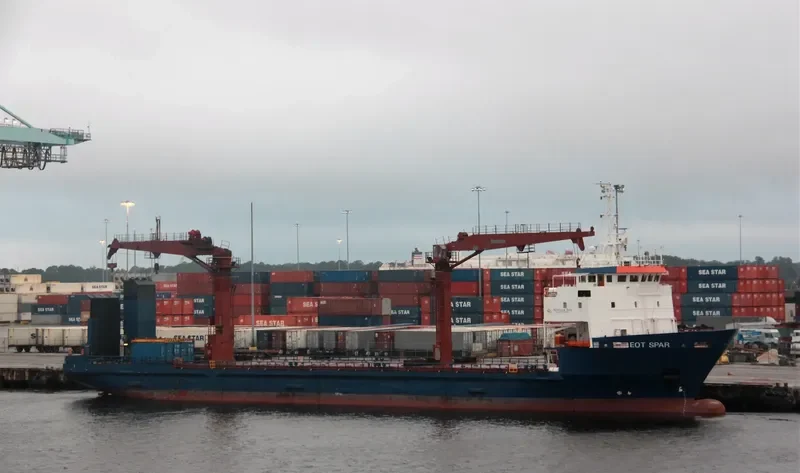 MIDNIGHT CZAR Container Ship IMO 8813025 photo 2