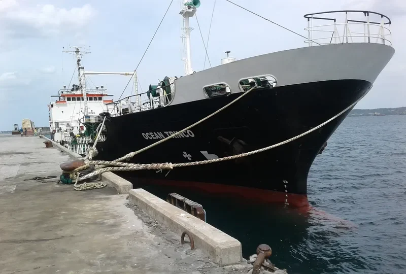 OCEAN TRINCO Tanker IMO 8817679 photo 2