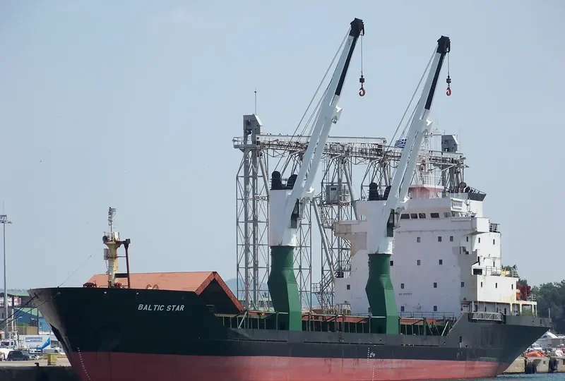 SEA VOYAGER General Cargo IMO 8817851 photo 3