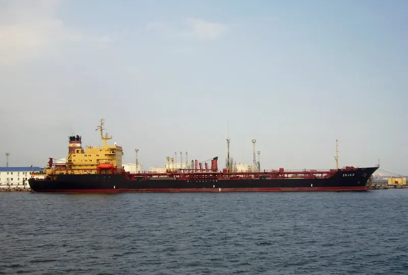 ZOJA II Tanker IMO 8819108 photo 3