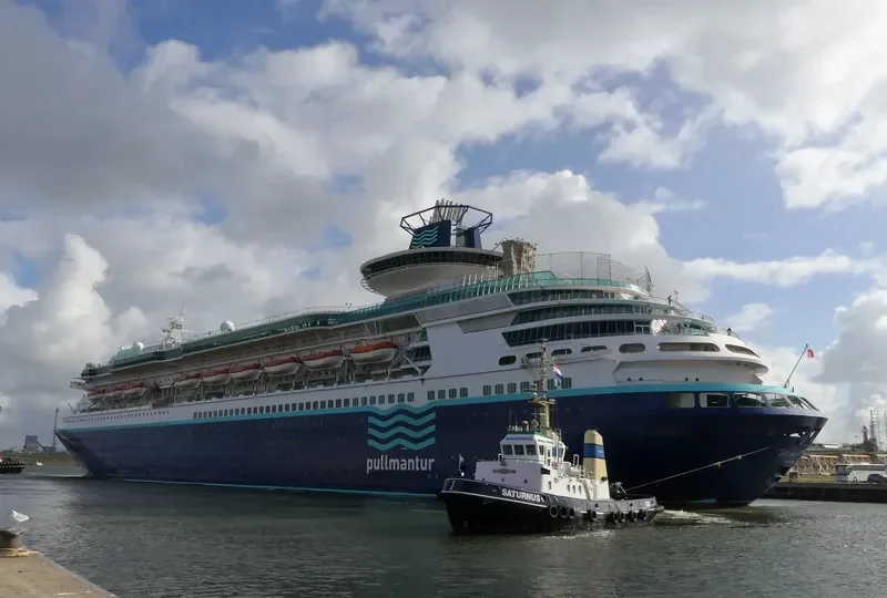 MONARCH Passenger Ship IMO 8819500 photo 9
