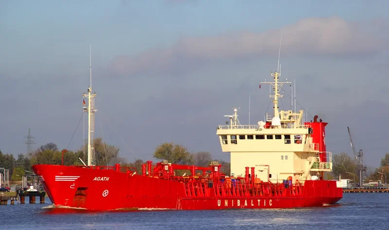 AGATH Tanker IMO 8820298 photo 2
