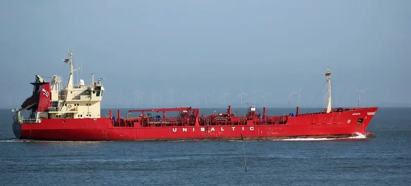AGATH Tanker IMO 8820298 photo 3