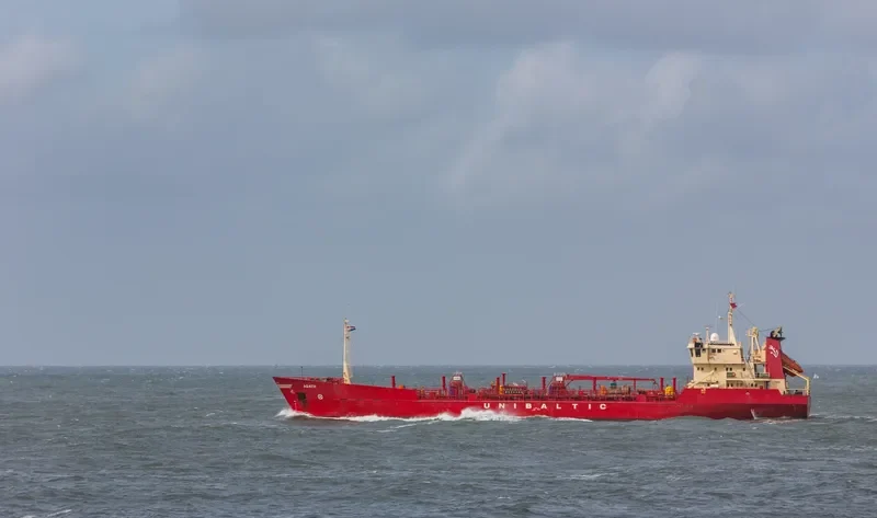 AGATH Tanker IMO 8820298 photo 5