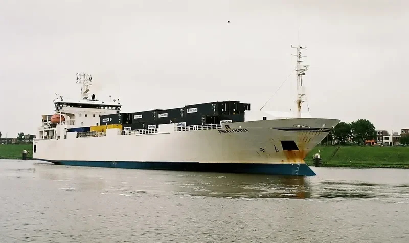EXPORTER Ro-Ro IMO 8820860 photo 4