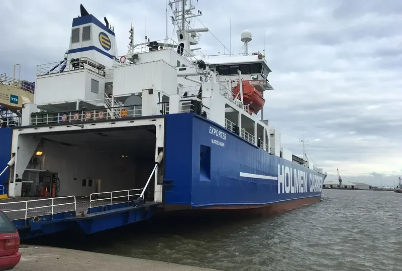 EXPORTER Ro-Ro IMO 8820860 photo 6