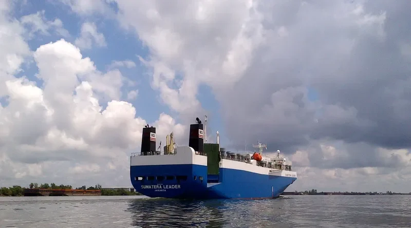 SUMATERA LEADER General Cargo IMO 8822090 photo 9