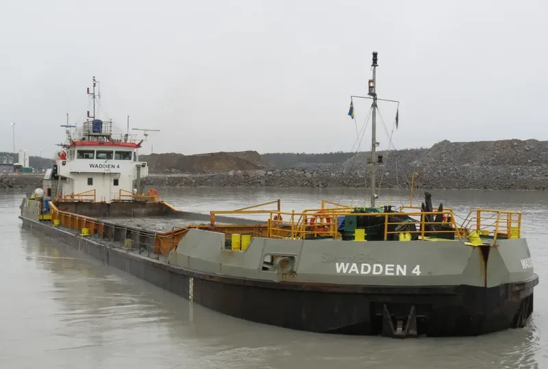 WADDEN 4 General Cargo IMO 8824139 photo 10