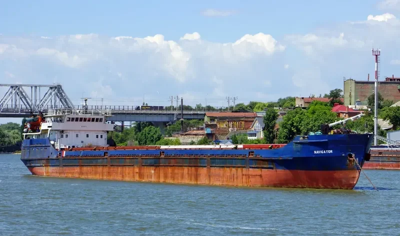 VOLGO BALT 228 General Cargo IMO 8841735 photo 2