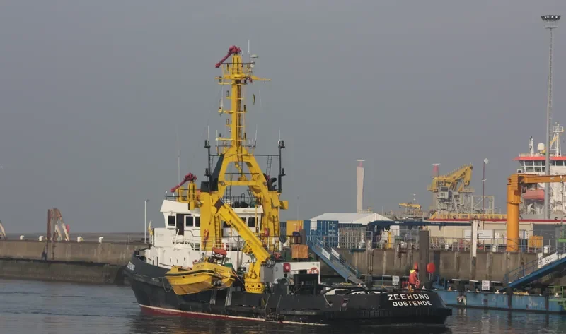 ZEEHOND General Cargo IMO 8843549 photo 2