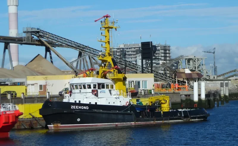 ZEEHOND General Cargo IMO 8843549 photo 9