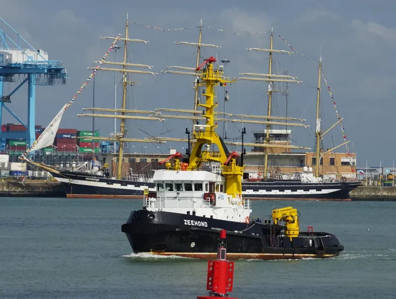 ZEEHOND General Cargo IMO 8843549 photo 10
