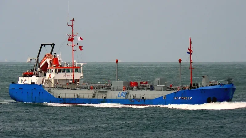 GAS PIONEER General Cargo IMO 8850918 photo 7