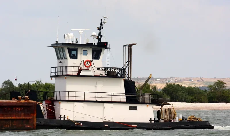 LAVELLE DEVALL General Cargo IMO 8851364 photo 4