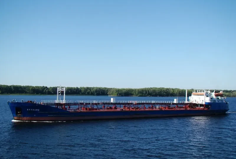 VALAAMS Tanker IMO 8859639 photo 4