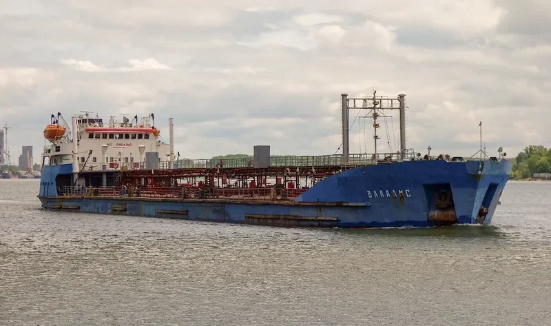VALAAMS Tanker IMO 8859639 photo 8