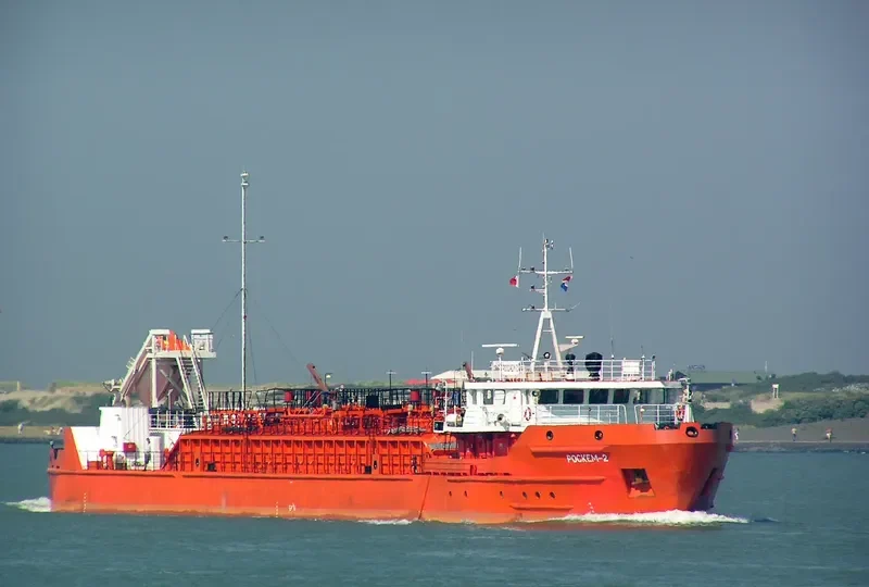 ROSCHEM 2 Tanker IMO 8862935 photo 5