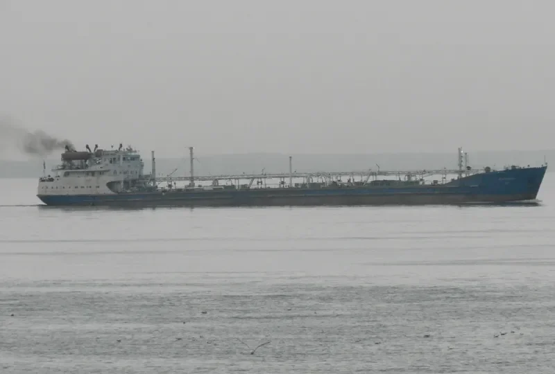 VOLGONEFT 142 Tanker IMO 8866292 photo 3
