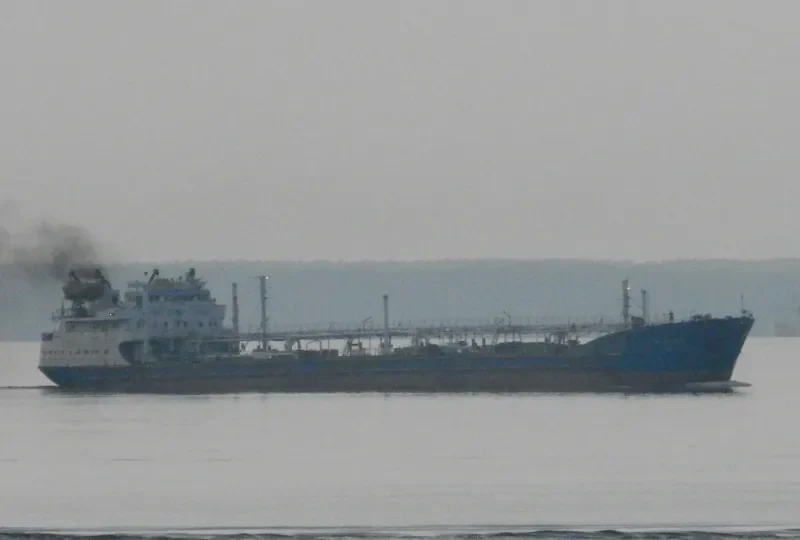 VOLGONEFT 142 Tanker IMO 8866292 photo 4