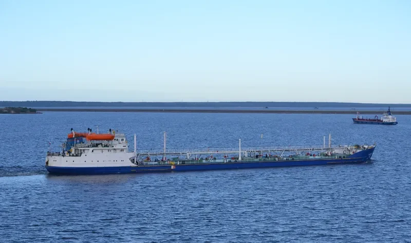 VOLGONEFT 146 Tanker IMO 8867076 photo 6