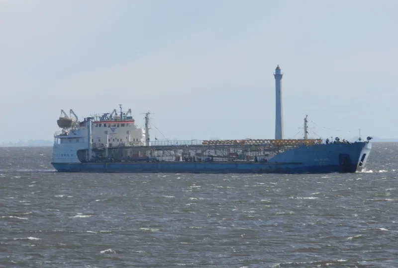 VOLGONEFT 157 Tanker IMO 8867090 photo 4