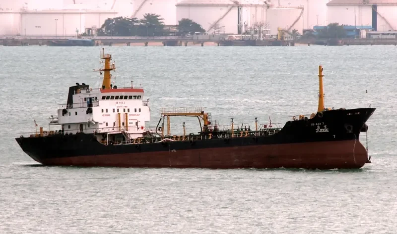 PROGRESS 6 Tanker IMO 8875619 photo 3