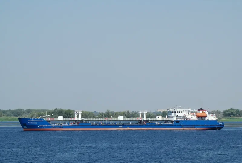 LENANEFT 2068 Tanker IMO 8879847 photo 4