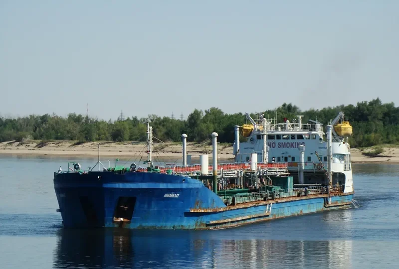 VOLGONEFT 147 Tanker IMO 8892007 photo 8