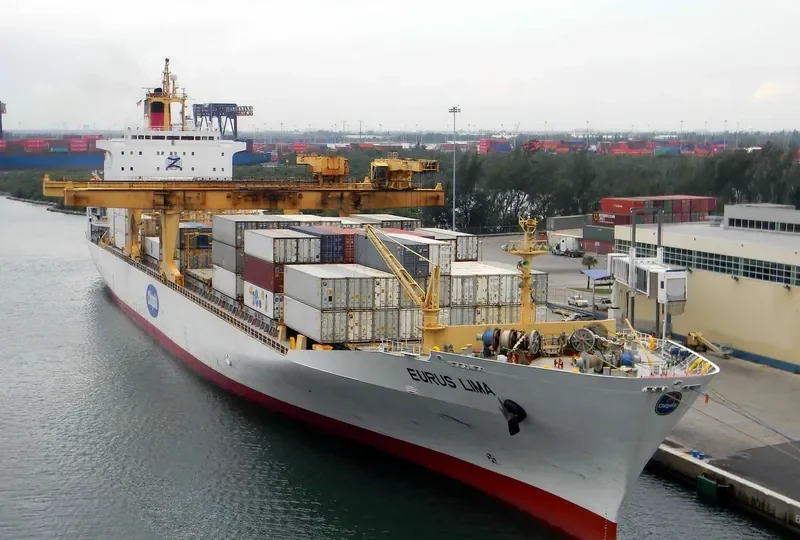 EURUS LIMA Container Ship IMO 8902395 photo 6